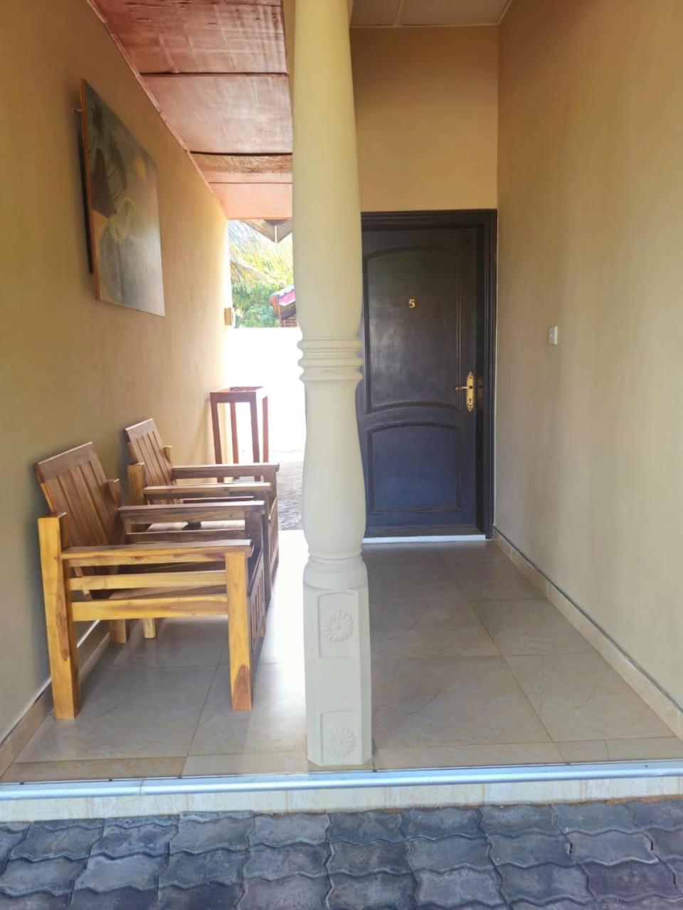 Royal Point Arugambay Hotel Arugam Bay Bilik gambar