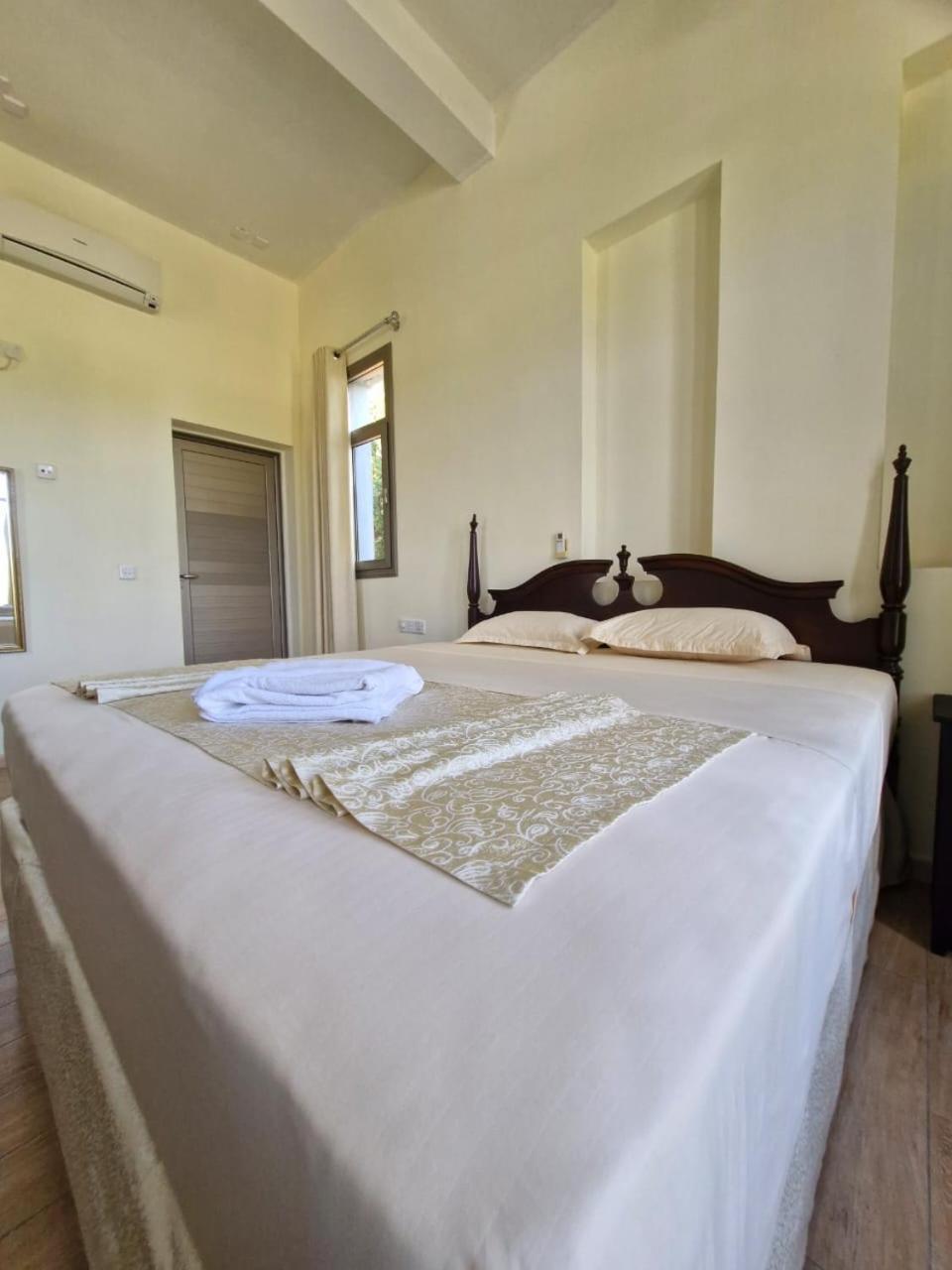 Royal Point Arugambay Hotel Arugam Bay Bilik gambar